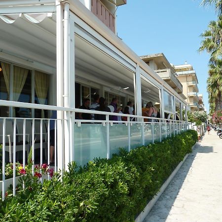 Albergo Girasole Frontemare San Benedetto del Tronto Exterior photo