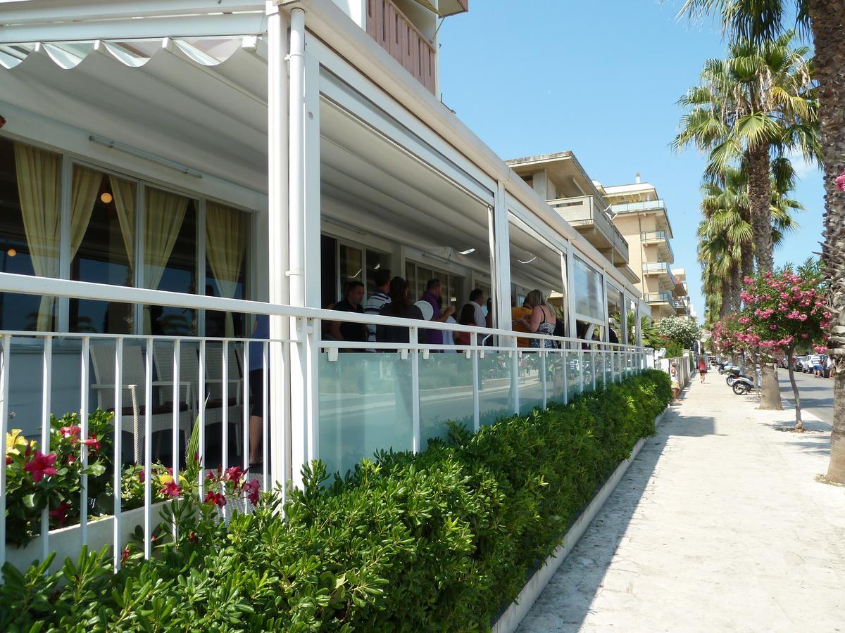 Albergo Girasole Frontemare San Benedetto del Tronto Exterior photo